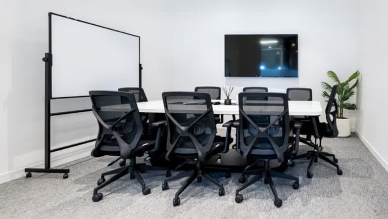 MAKTABI conference room